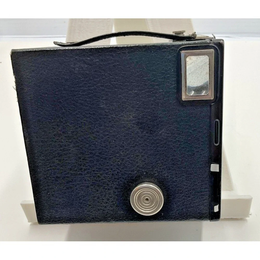 Kodak Brownie Target Six-16 Box Camera Black Vintage USA‎
